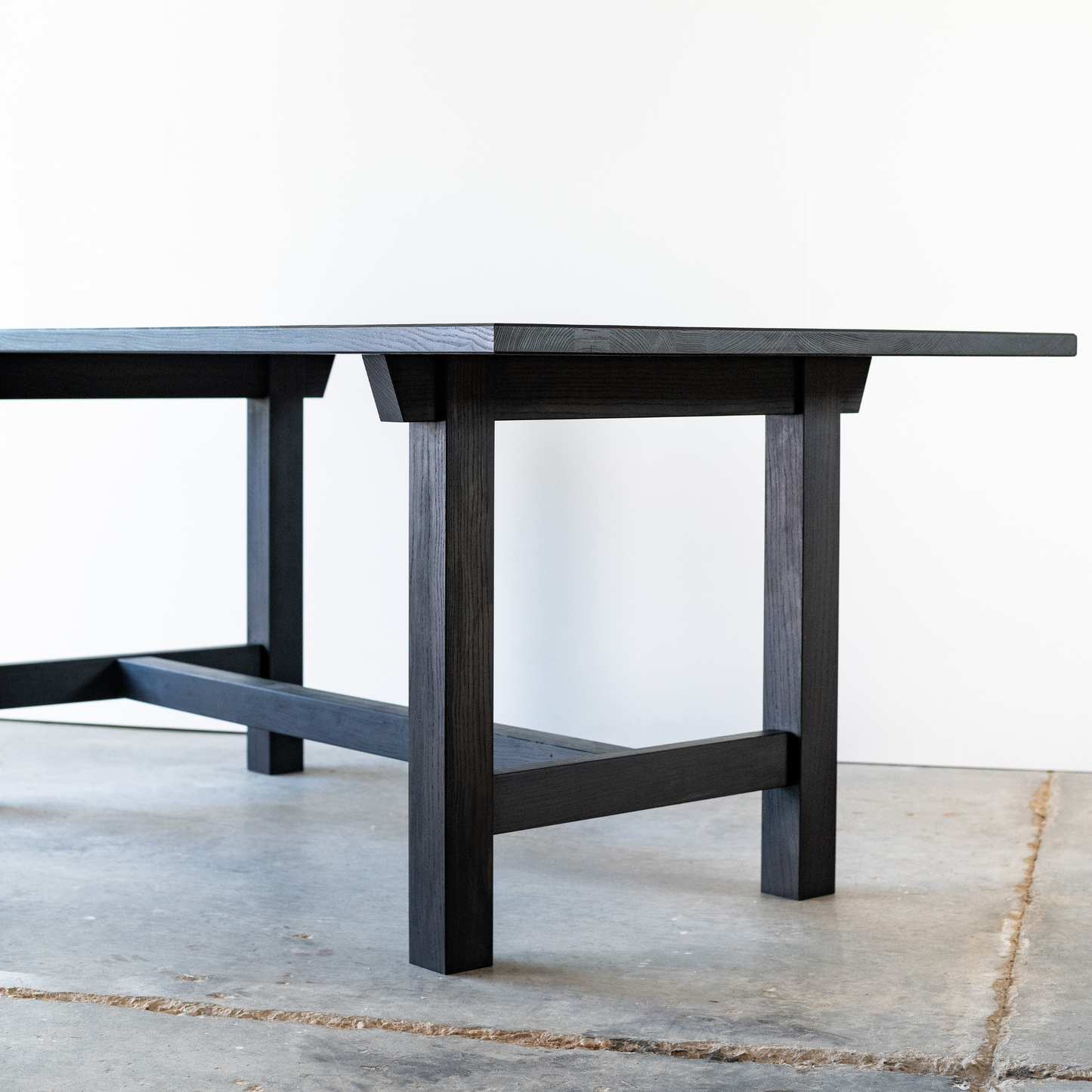 Vitoria Dining Table