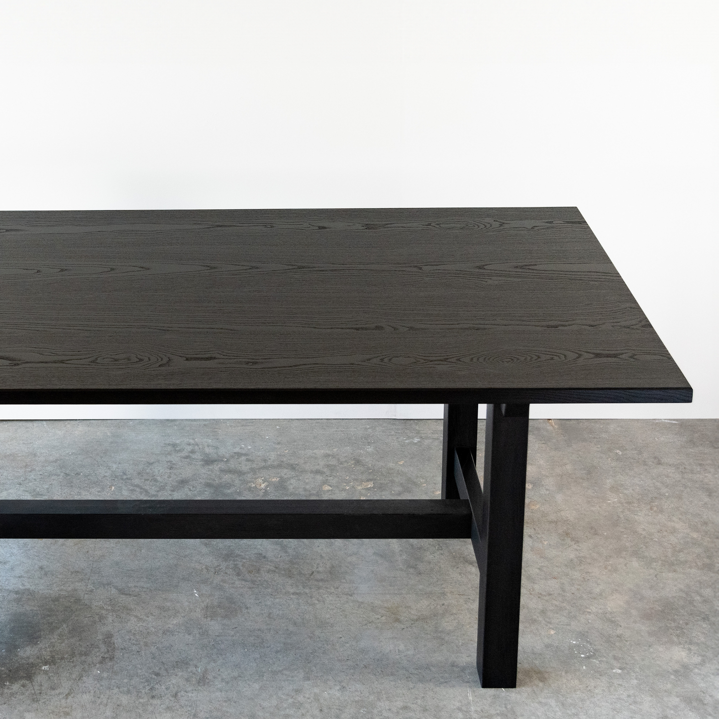 Vitoria Dining Table